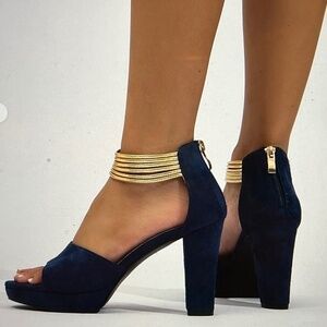 Shein Metallic Detail Faux Suede Ankle Strap Sandals Size 7-  NEW NEVER USED